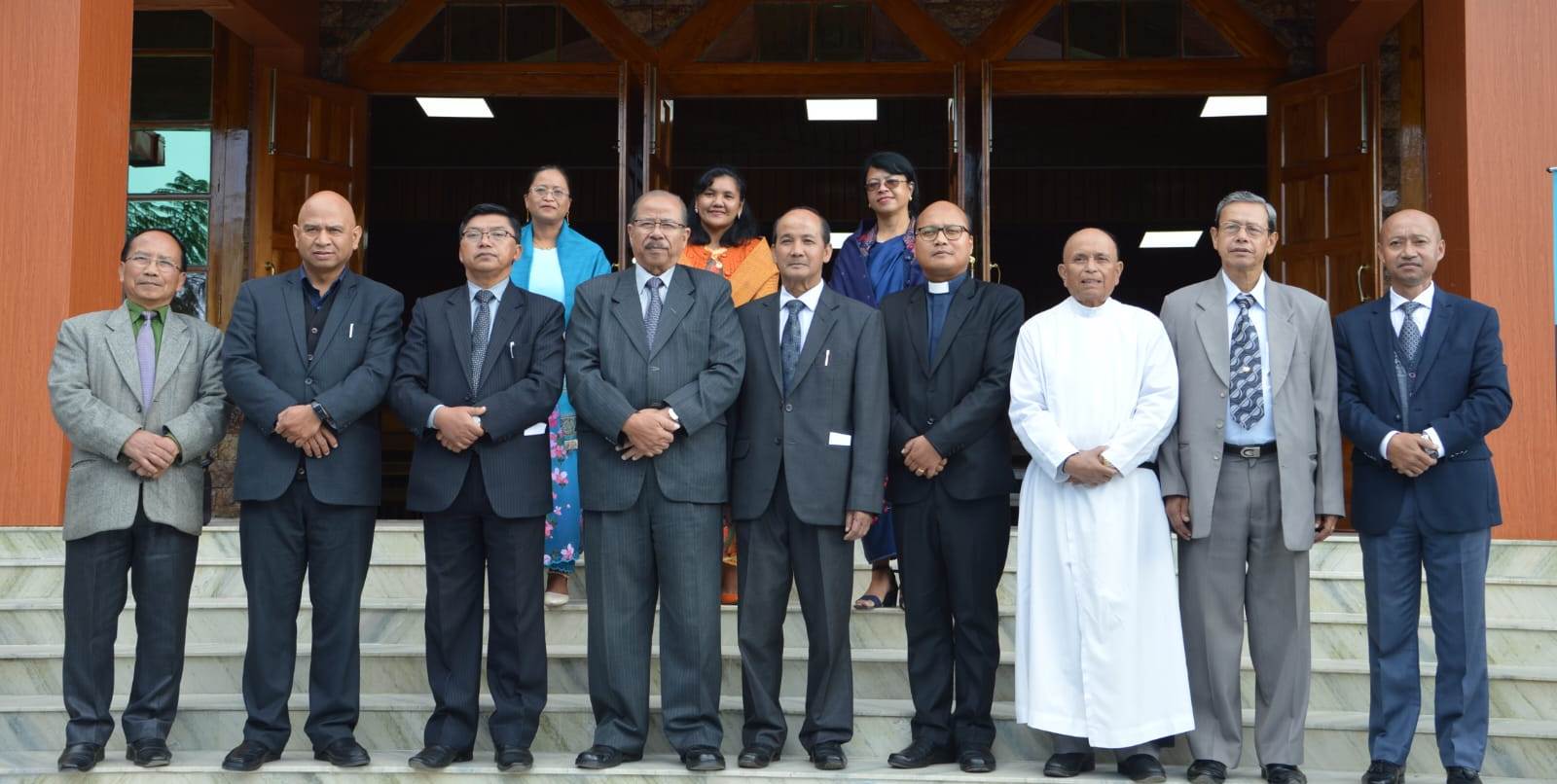 with Auxiliary Committee members